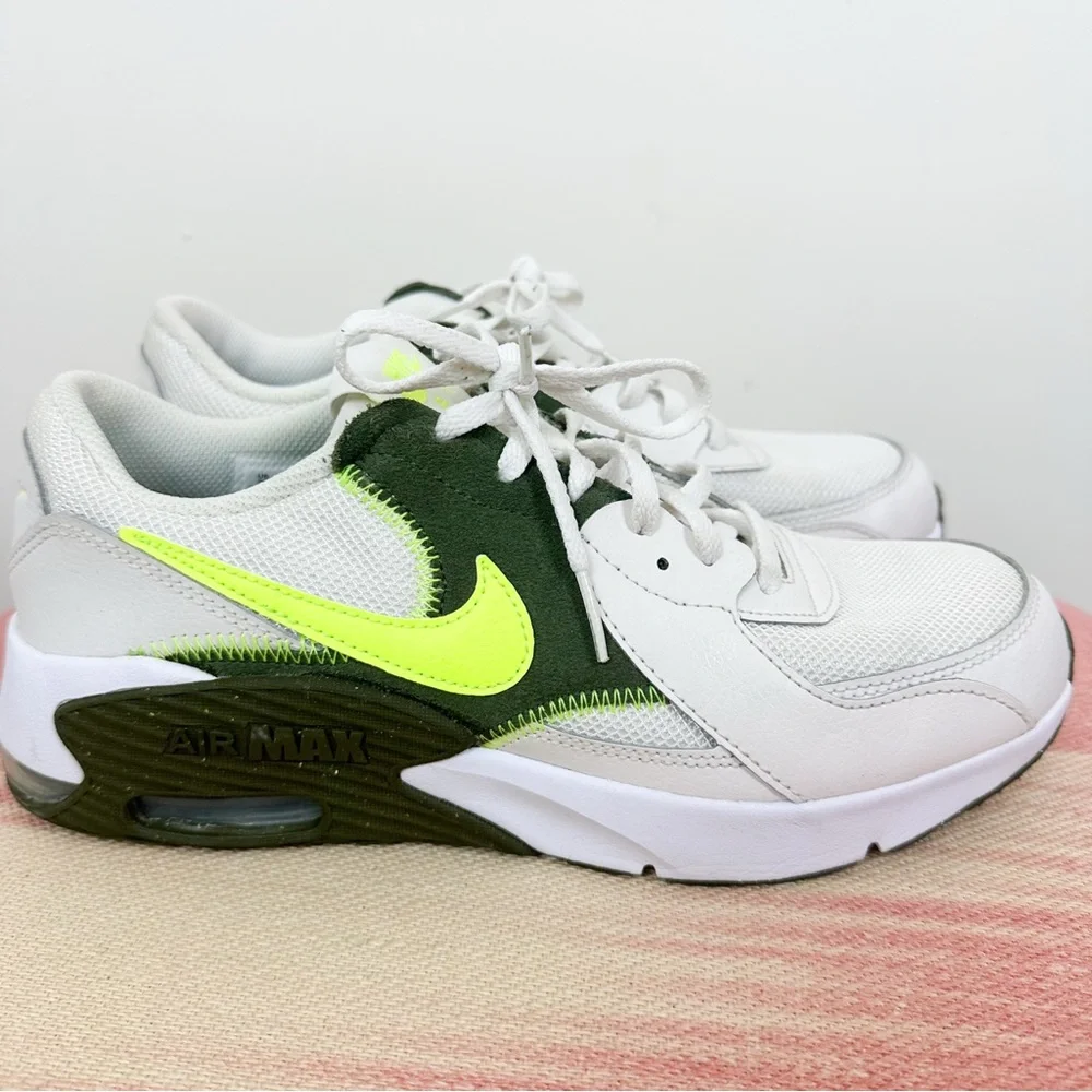 Nike Air Max Excee Sneaker